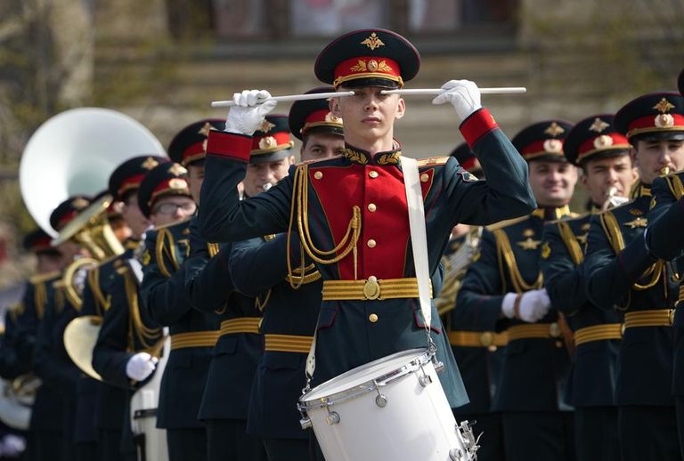 طائرة بوتين "يوم القيامة" تحلق فوق موسكو