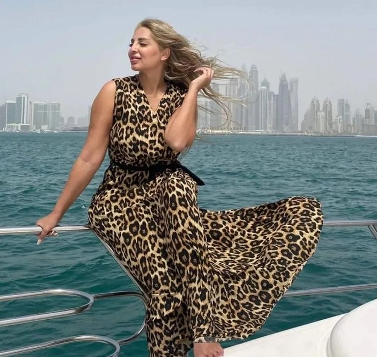 الإعلامية المصرية مي حلمي