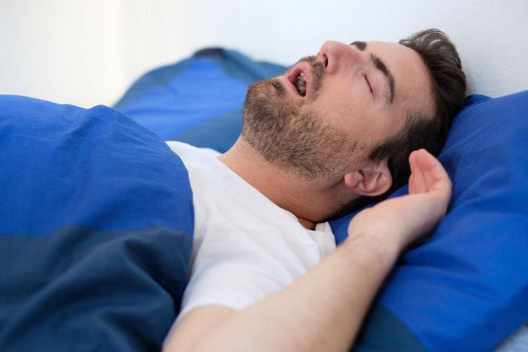 الحاجة المتزايدة إلى الماء في الصباح ترجع لأسباب عديدة