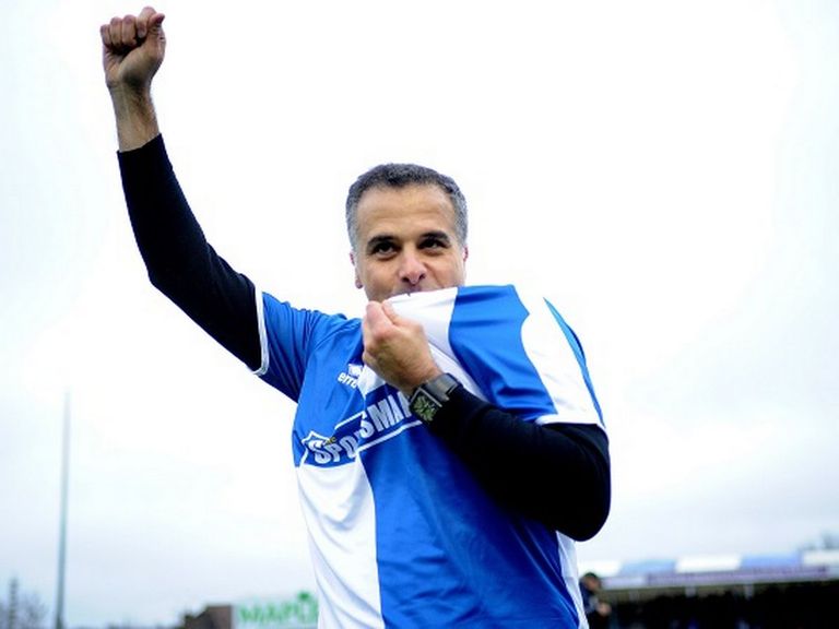 وائل القاضي مالك بريستول روفرز فريق بريستول روفرز