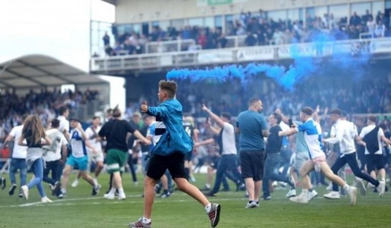 جماهير بريستول روفرز فريق بريستول روفرز