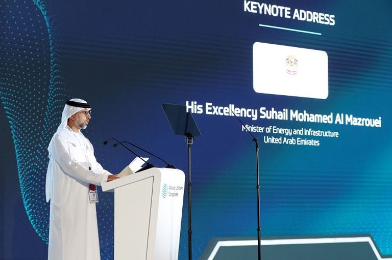 سهيل بن محمد فرج فارس المزروعي، وزير الطاقة والبنية التحتية سهيل بن محمد فرج فارس المزروعي، وزير الطاقة والبنية التحتية