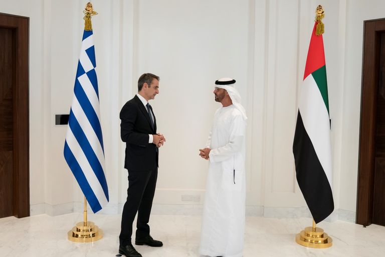 علما الإمارات واليونان