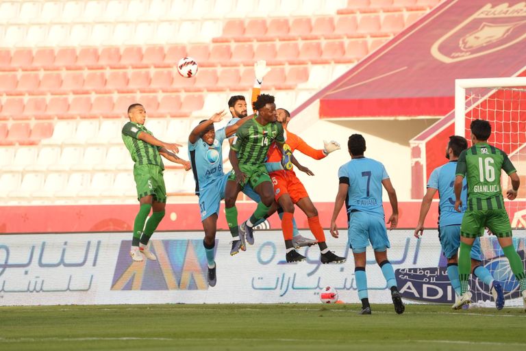 من مباراة عجمان والوحدة