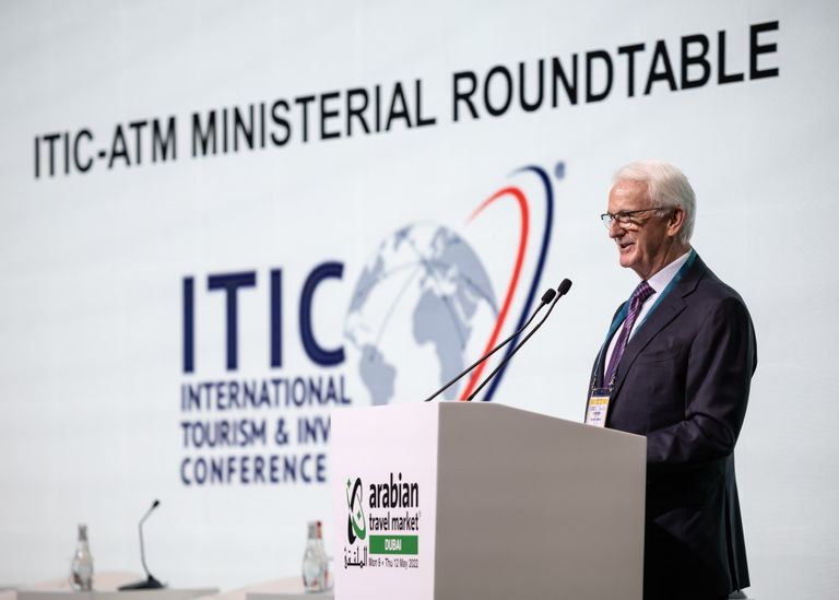 جانب من ندوات سوق السفر