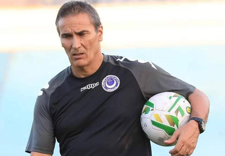جواو موتا مدرب الهلال السوداني جواو موتا مع مراسل العين الرياضية