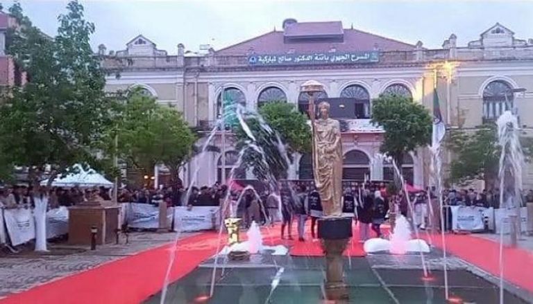 مهرجان إيمدغاسن السينمائي الدولي بمسرح ولاية باتنة الجزائرية 