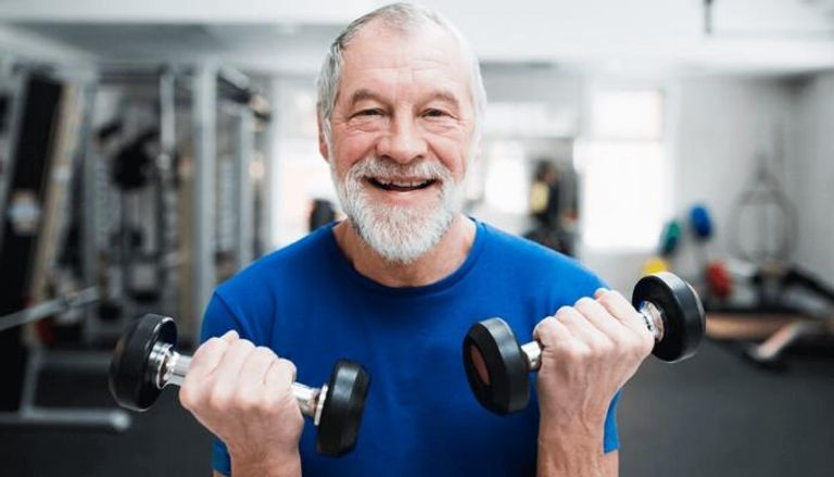 تمارين تقوية العضلات لكبار السن
