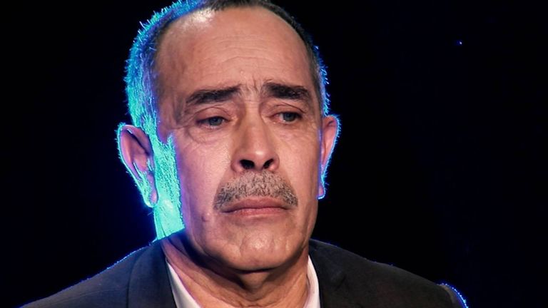 المحامي الرياضي الجزائري مراد بوطاجين