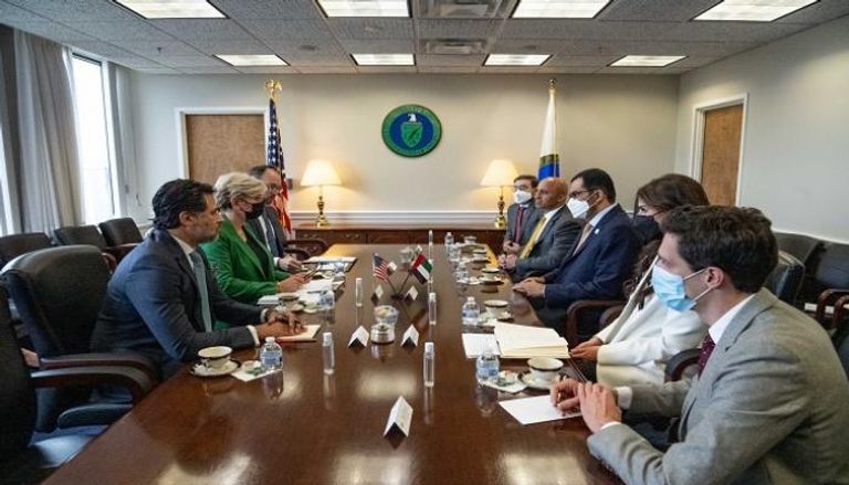 اجتماع الدكتور سلطان الجابر مع وزيرة الطاقة الأمريكية