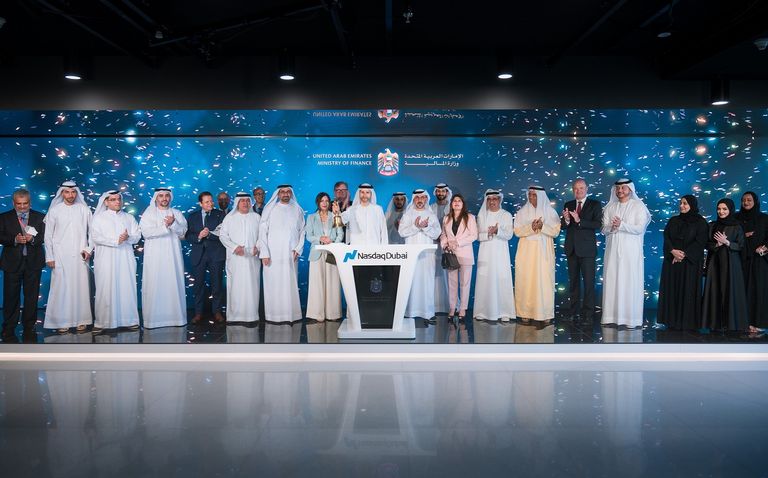 إدراج أولى سندات الخزينة بالدرهم الإماراتي في ناسداك دبي قرع جرس ناسداك دبي بعد إدراج أولى سندات الخزينة المقومة بالدرهم