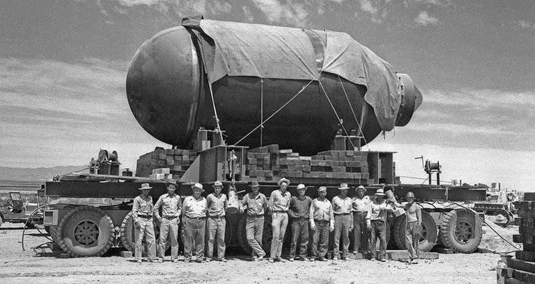 Manhattan Project  أكبر عمليات تمويل المشاريع العلمية والبحثية في التاريخ