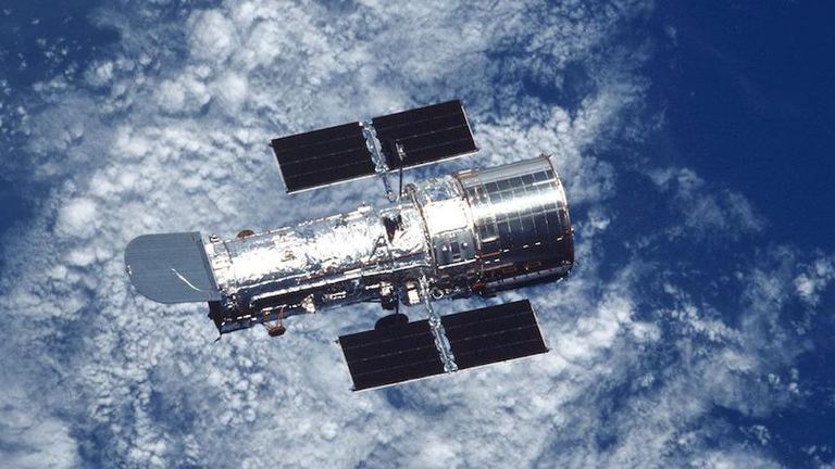 منظار Hubble   أكبر عمليات تمويل المشاريع العلمية والبحثية في التاريخ