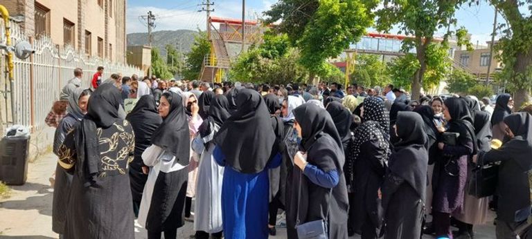 جانب من احتجاجات المعلمين في إيران