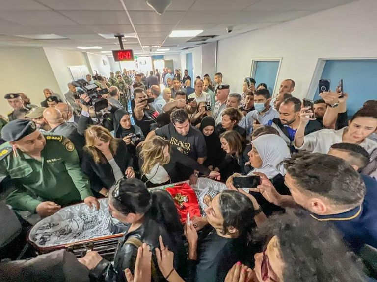 جانب من المراسم العسكرية لتوديع شيرين أبو عاقلة