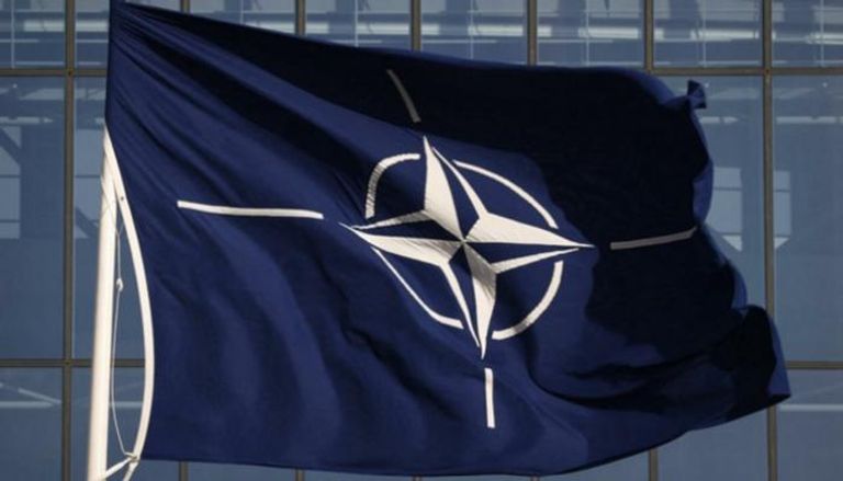 علم حلف الناتو