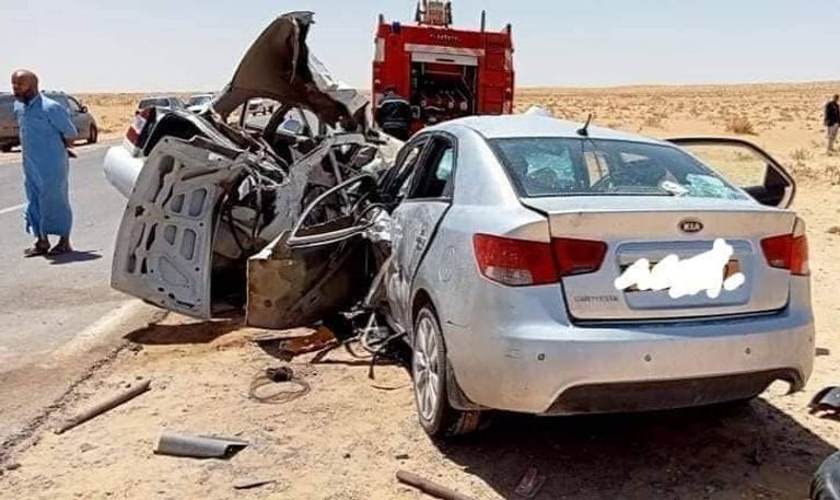 حادث السير المميت الذي وقع في الجنوب الشرقي من الجزائر