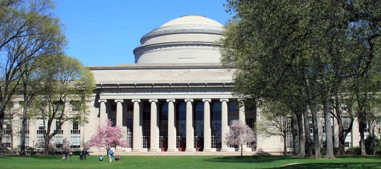 جامعة Massachusetts Institute of Technology جامعة Landmark College