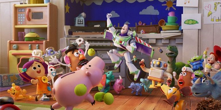 Pixar  اسحواذ شركة ديزني على شركة 21st Century Fox