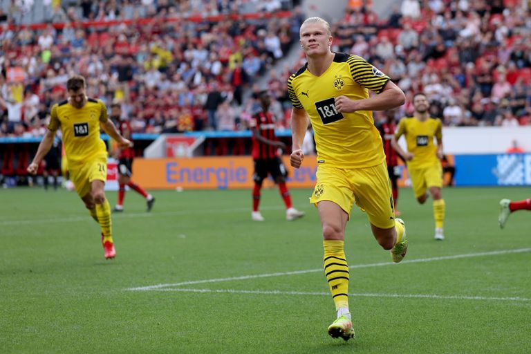 روبرت ليفاندوفسكي مهاجم بايرن ميونخ