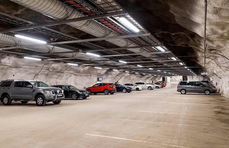 صالة للألعاب الرياضية داخل المخابي النووية في فنلندا