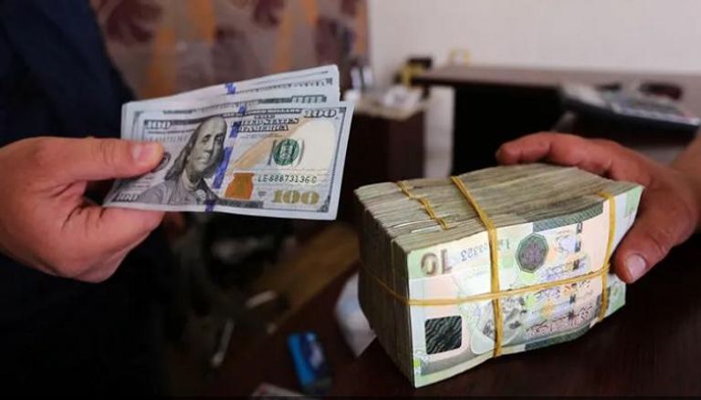 ارتفاع الدولار مقابل الدينار الليبي وزيادة التضخم 