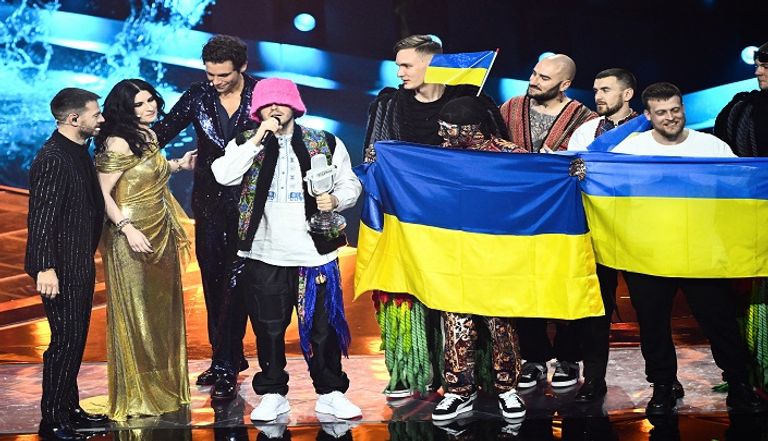 لحظة إعلان فوز فرقة أوركسترا 