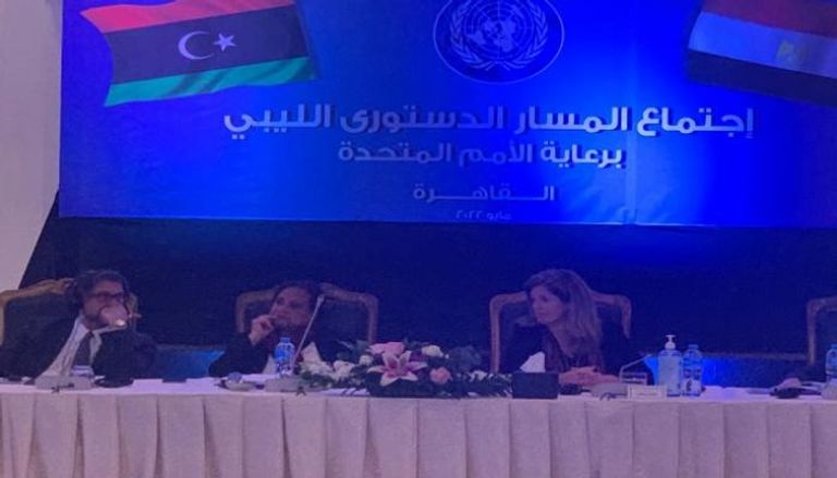 جانب من اجتماع الجولة الثانية للمسار الدستوري الليبي في القاهرة 