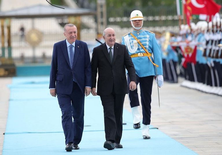 استقبال الرئيس التركي لنظيره الجزائري بأنقرة استقبال الرئيس التركي لنظيره الجزائري بأنقرة