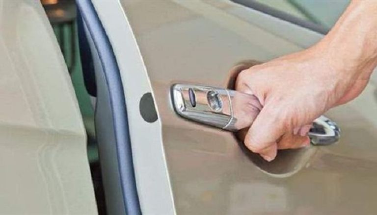 الرطوبة تقي من صدمات الكهرباء الساكنة