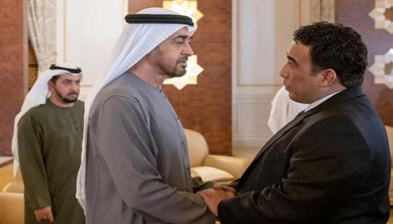 الشيخ محمد بن زايد آل نهيان يتلقى التعازي من رئيس الرئاسي الليبي