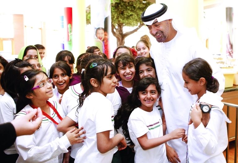 الشيخ محمد بن زايد آل نهيان والتعليم