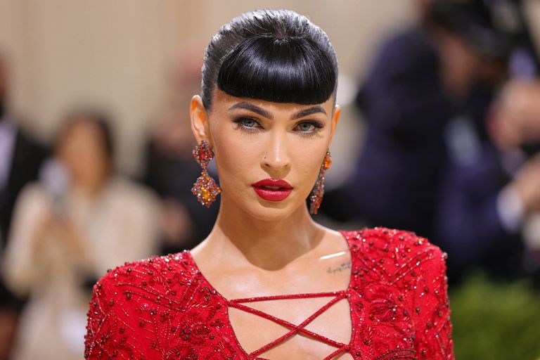 ميجان فوكس وماشين جان كيلي