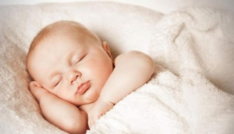 معظم وفيات موت الرضع المفاجئ تحدث أثناء النوم