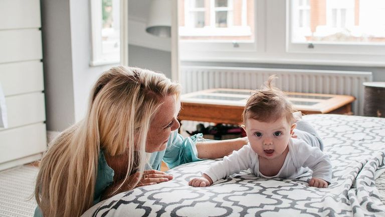 خبيرة الأمومة والتربية تيفاني نوريس