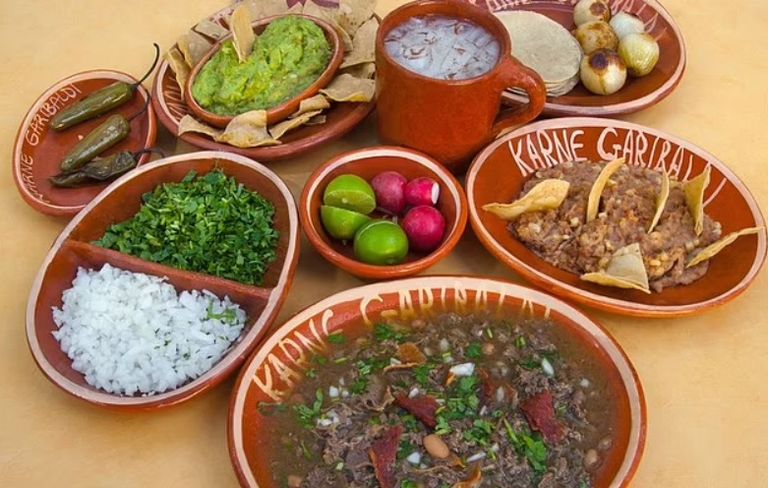 الوجبة الرئيسية بالمطعم مطعم Karne Garibaldi Santa Tere