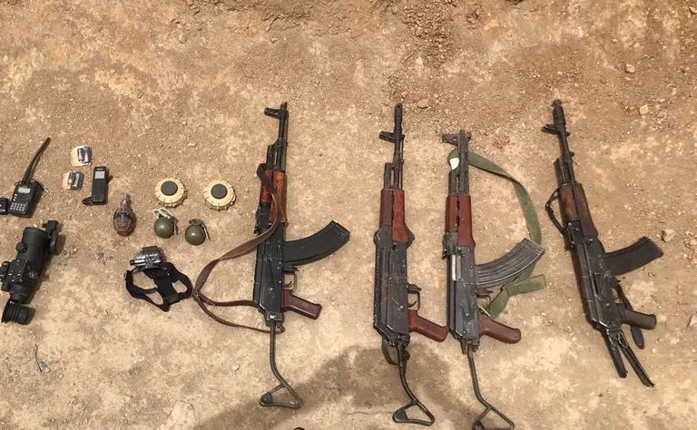 جانب من المواد المضبوطة 