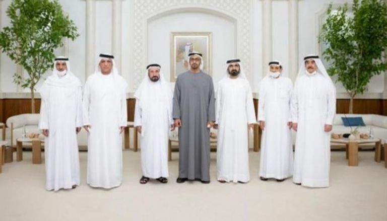 الشيخ محمد بن زايد آل نهيان رئيس دولة الإمارات وحكام الإمارات