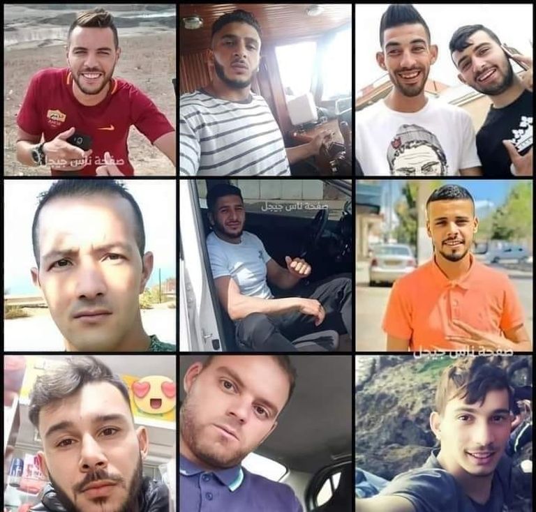 الشباب الجزائريين الـ11 الذين هلكوا في عرض البحر جنازة الشباب الجزائريين الـ11 الذين هلكوا في عرض البحر