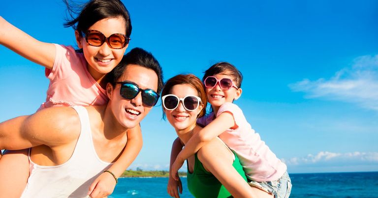 نظريات تفسر لماذا لم يصب البعض بـ "كوفيد" حتى الآن