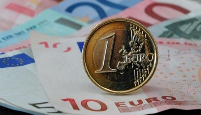 تباين سعر صرف اليورو في البنوك المصرية