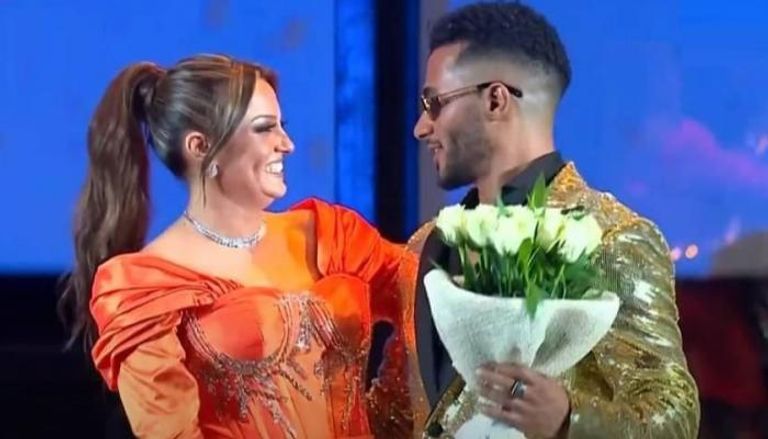 الفنانان محمد رمضان وبشرى - أرشيفية