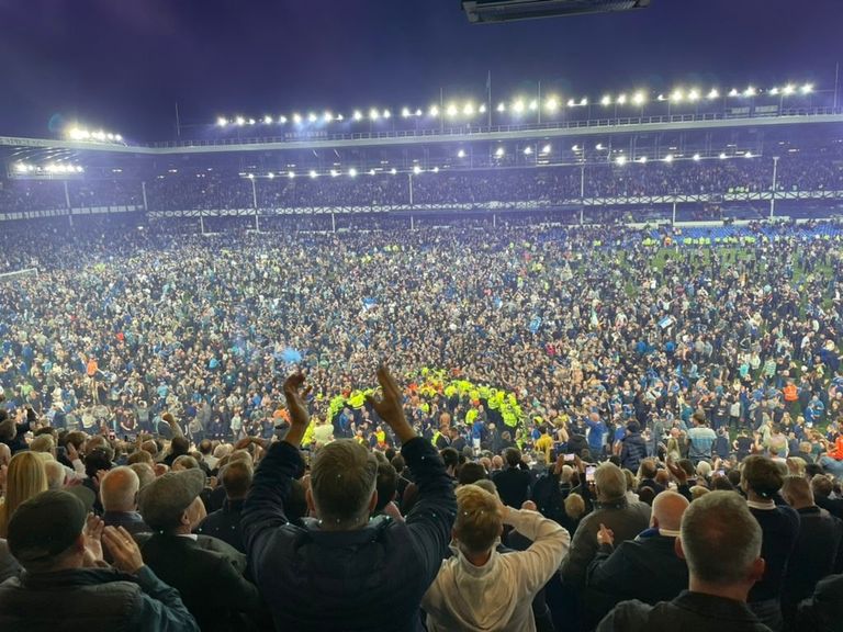 جماهير إيفرتون الإنجليزي