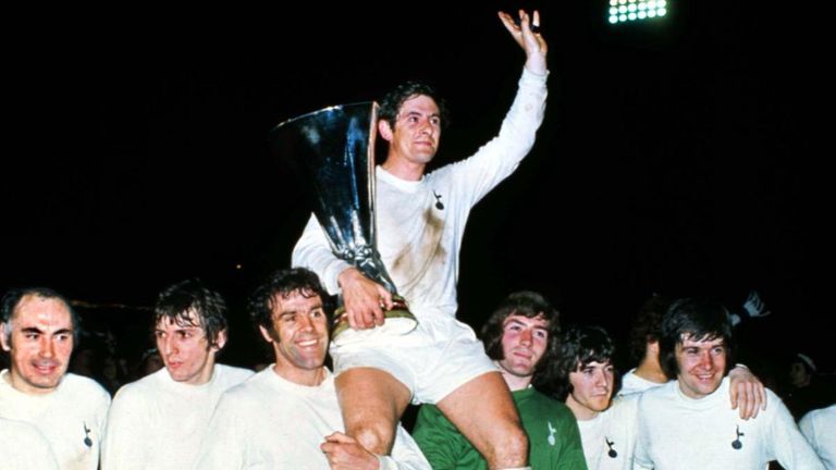 توتنهام أول بطل لليويفا كاب ريال مدريد بطل أول نسخ دوري أبطال أوروبا