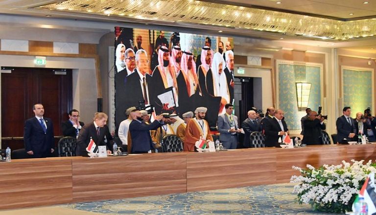 جانب من وقفة رؤساء وأعضاء البرلمانات العربية حدادا على الشيخ خليفة 