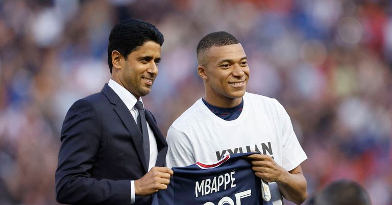 كيليان مبابي يجدد عقده مع باريس سان جيرمان كيليان مبابي نجم باريس سان جيرمان