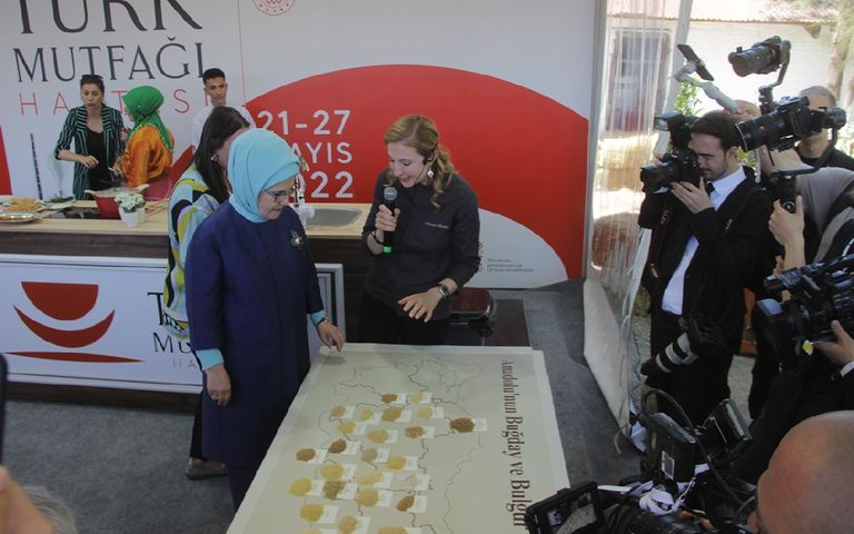 أمينة أردوغان خلال كلمتها