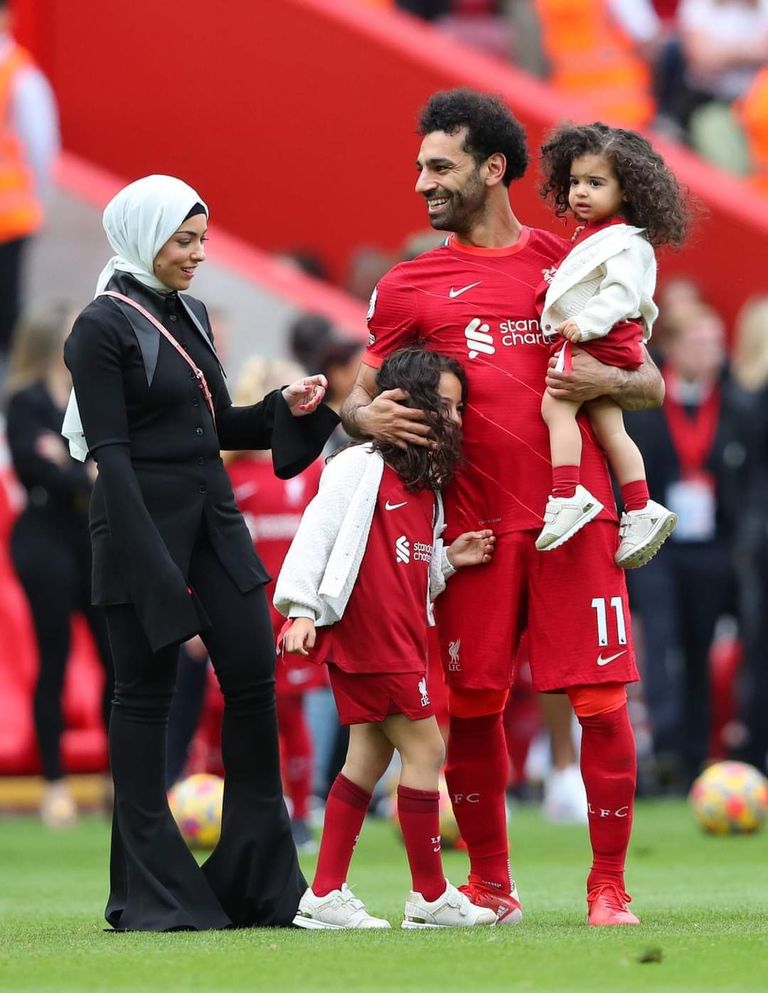 أسرة محمد صلاح نجم ليفربول أسرة محمد صلاح نجم ليفربول