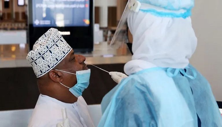 التطعيم ضد فيروس كورونا في سلطنة عمان- أرشيفية