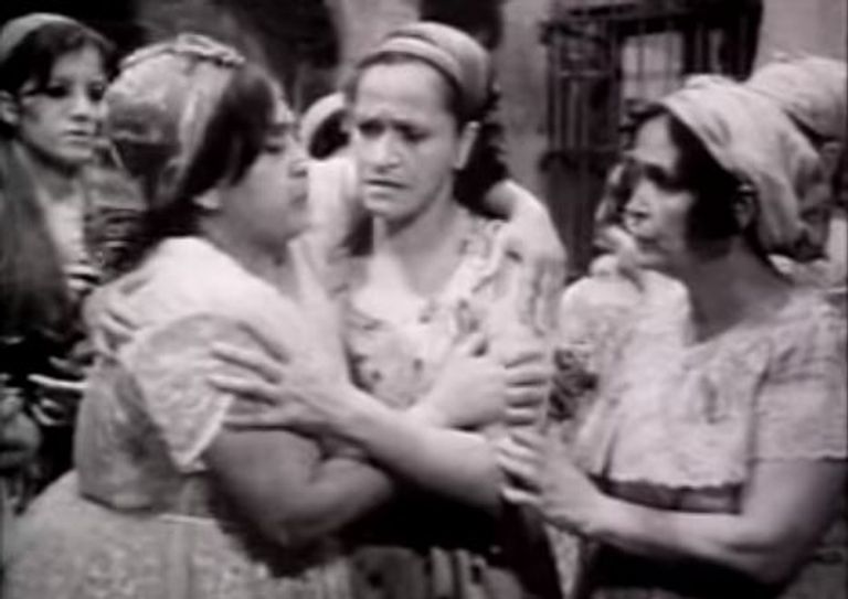 الممثلة الجزائرية شافية بوذراع في مسلسل الحريق الفنانة الجزائرية الراحلة شافية بوذراع - أرشيفية